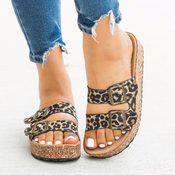 LAST - LIBBY Leopard Print Sandals - Picture 2 of 2